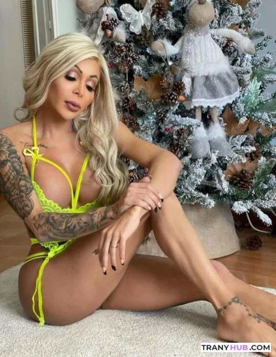 Vanessa Jhons, Lilyyuw8 -  Vanessa Jhons [SD]