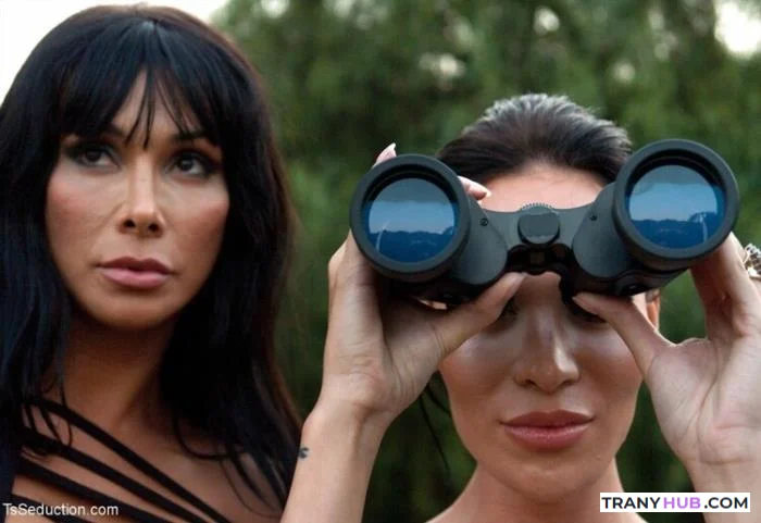 Mia Isabella and Vaniity - The Maltese Gems Heist Feature