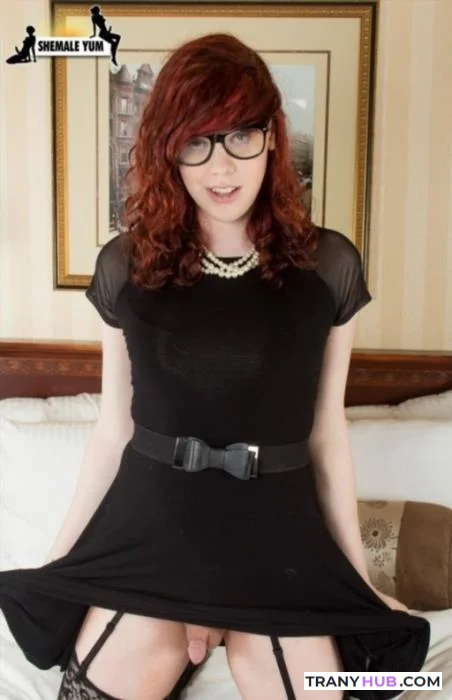 Chelsea Poe Solo Shemale Masturbation Session